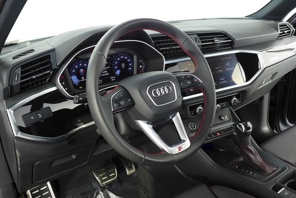 Used 2025 Audi Q3 2.0T Premium Plus w/ Premium Plus Package image 31
