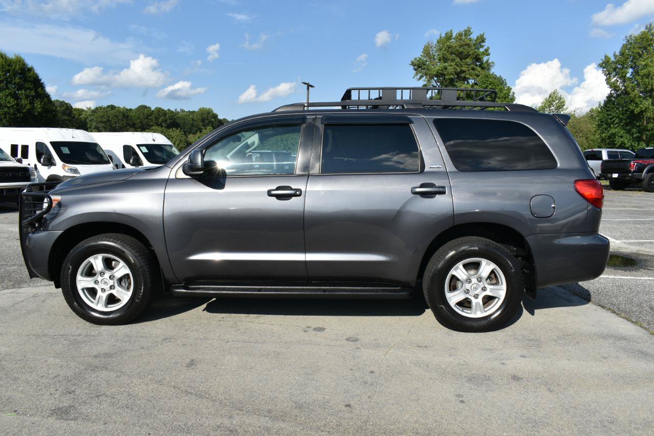 Used 2013 Toyota Sequoia SR5 AWD/4WD image 9