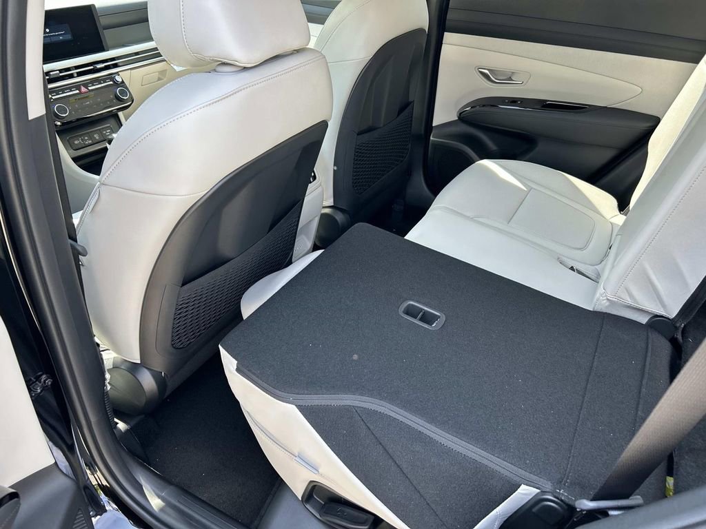 New 2026 Hyundai Tucson Limited image 19