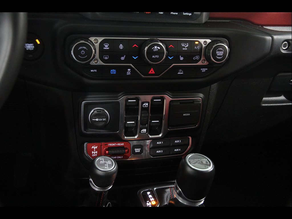 Used 2023 Jeep Wrangler Unlimited Rubicon 4xe AWD/4WD image 17