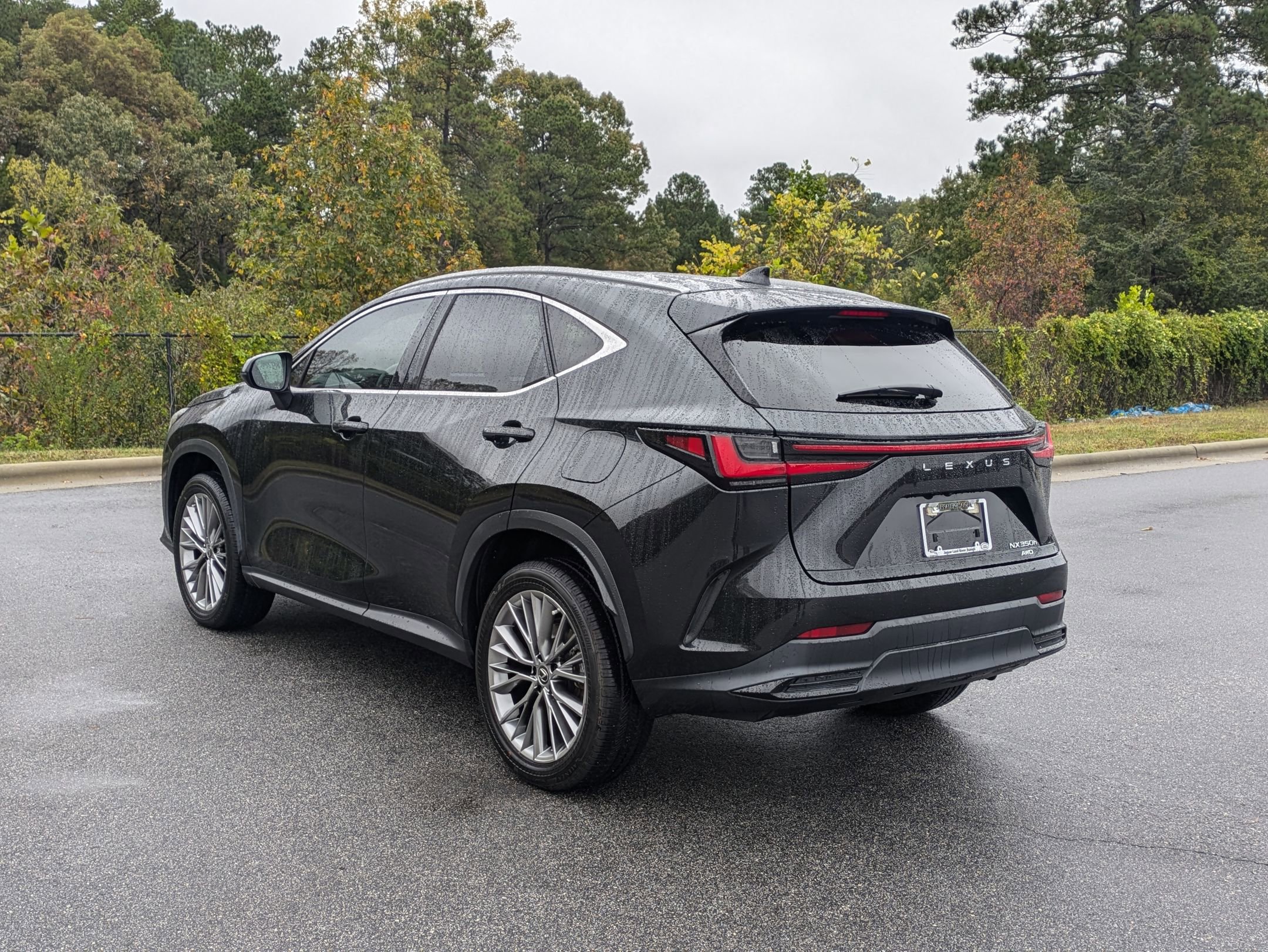 Used 2022 Lexus NX 350h AWD image 7