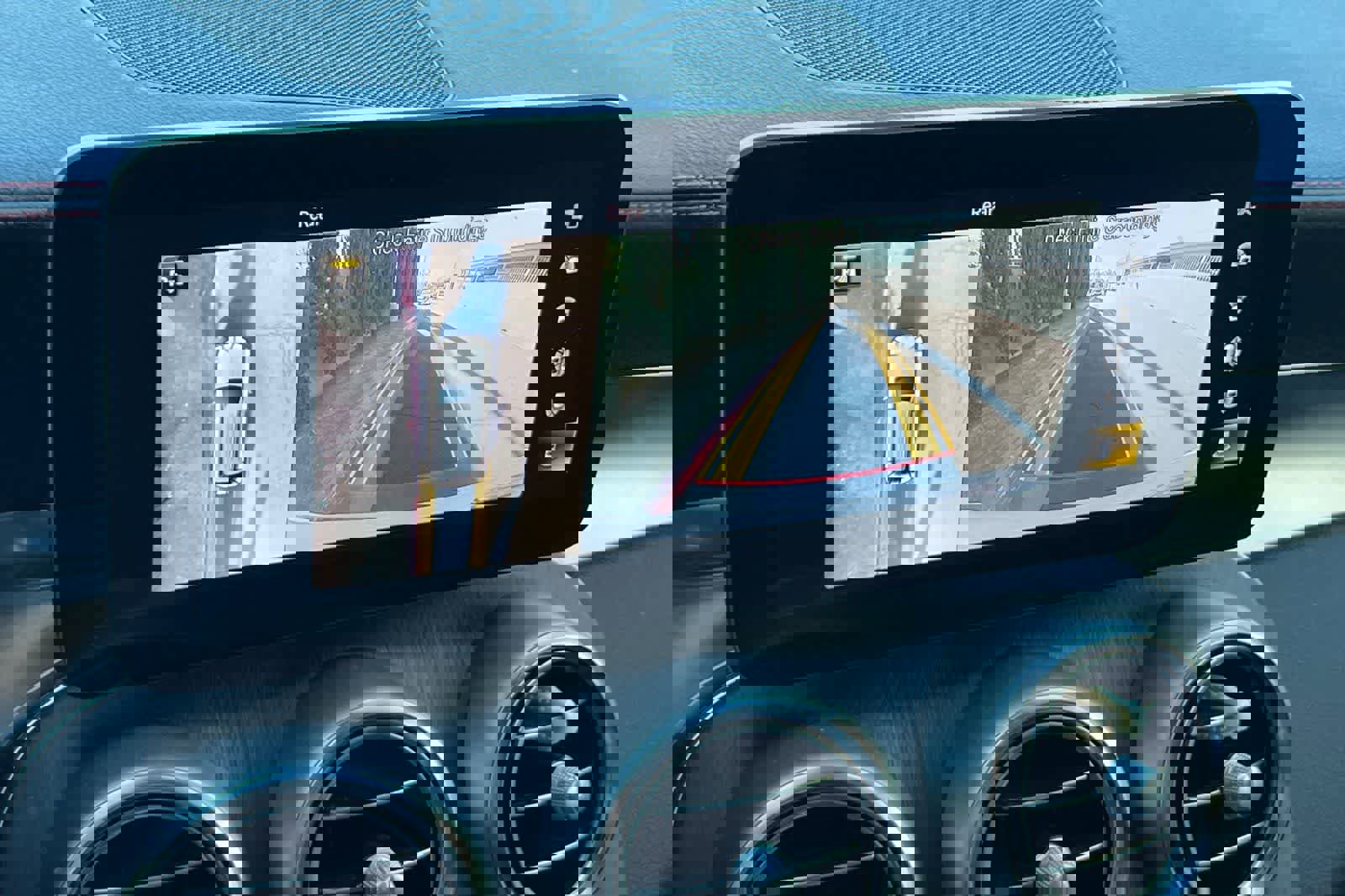 Used 2022 Mercedes-Benz GLC 43 AMG 4MATIC image 22