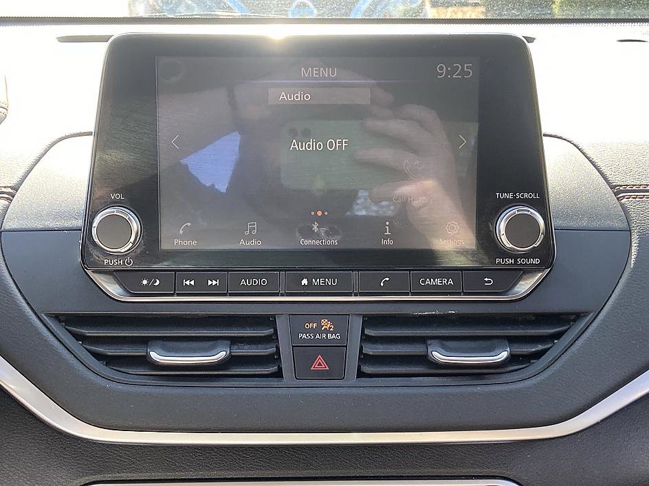 Used 2019 Nissan Altima 2.5 SR w/ SR Premium Package image 14