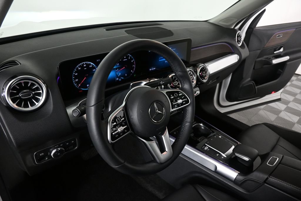 Used 2022 Mercedes-Benz GLB 250 image 6