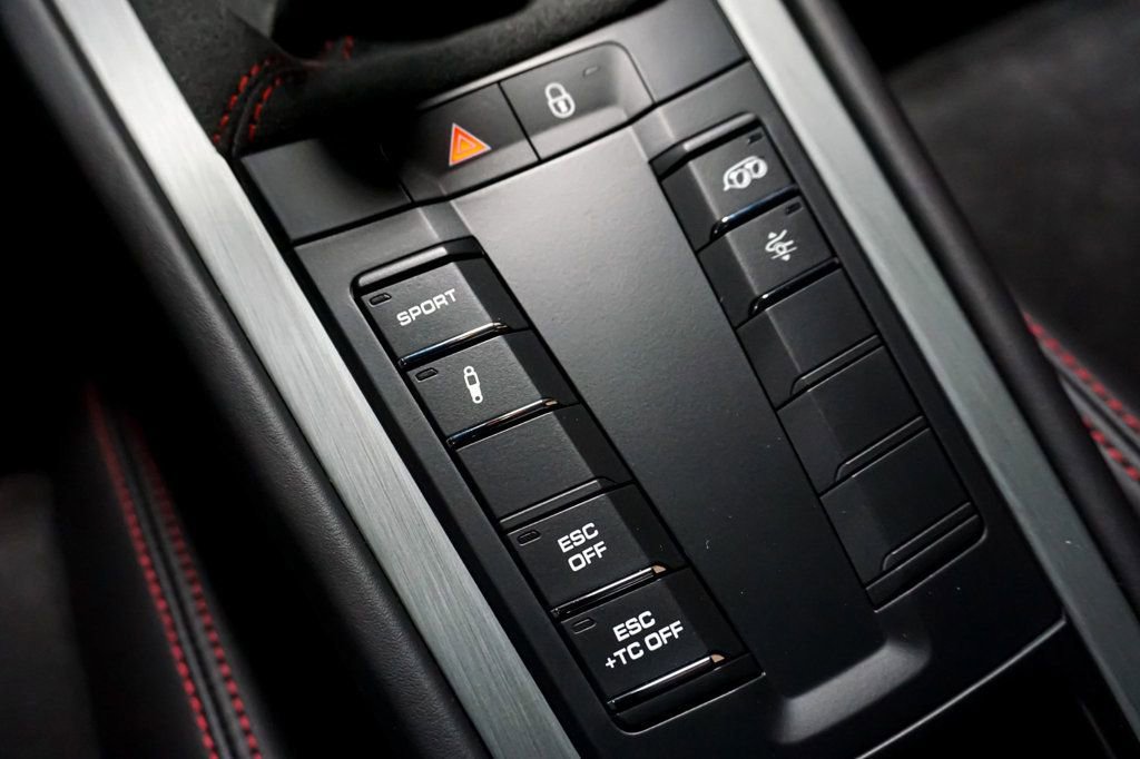 Used 2018 Porsche 911 GT3 RWD image 25