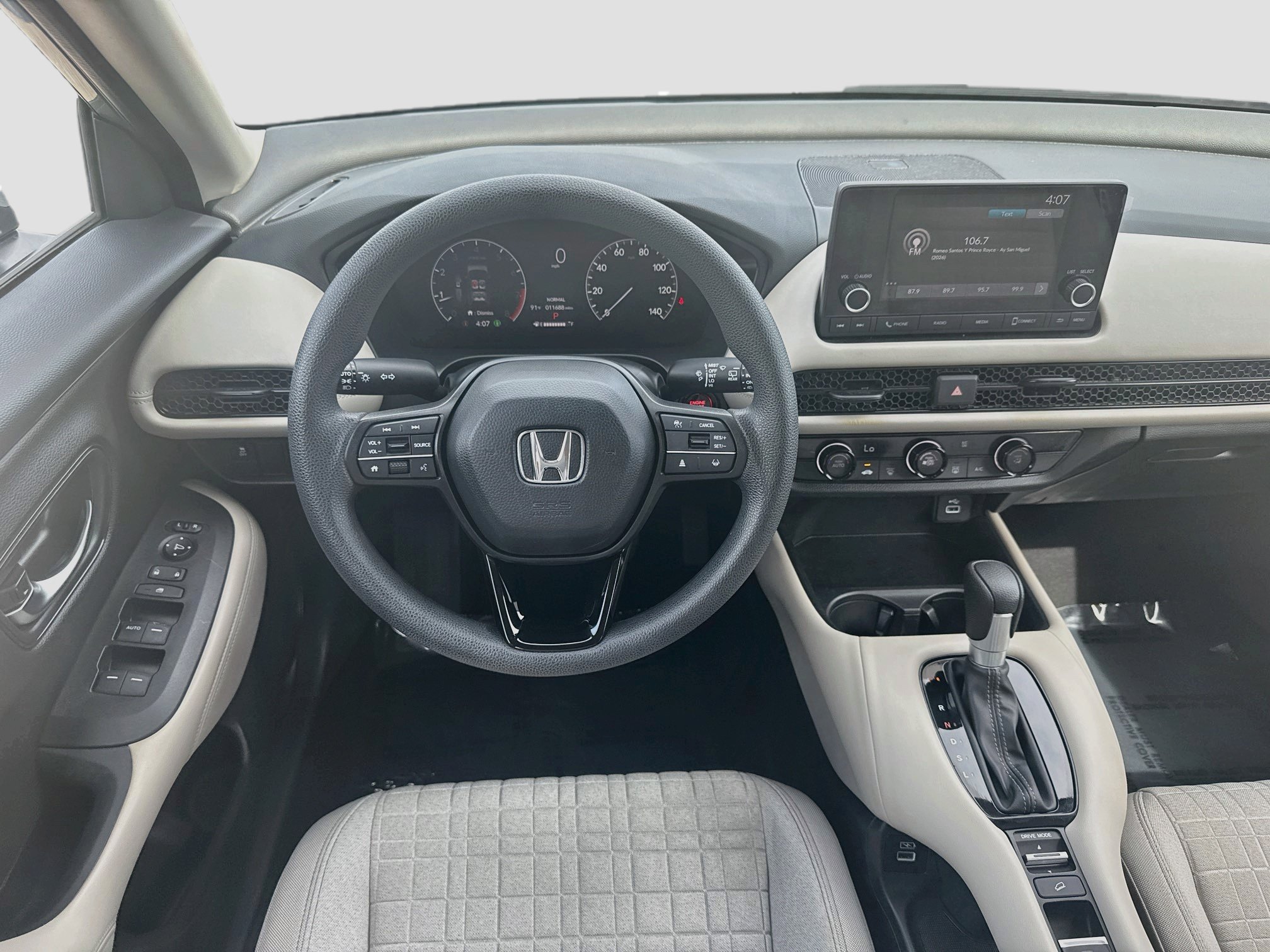 Used 2023 Honda HR-V LX image 18