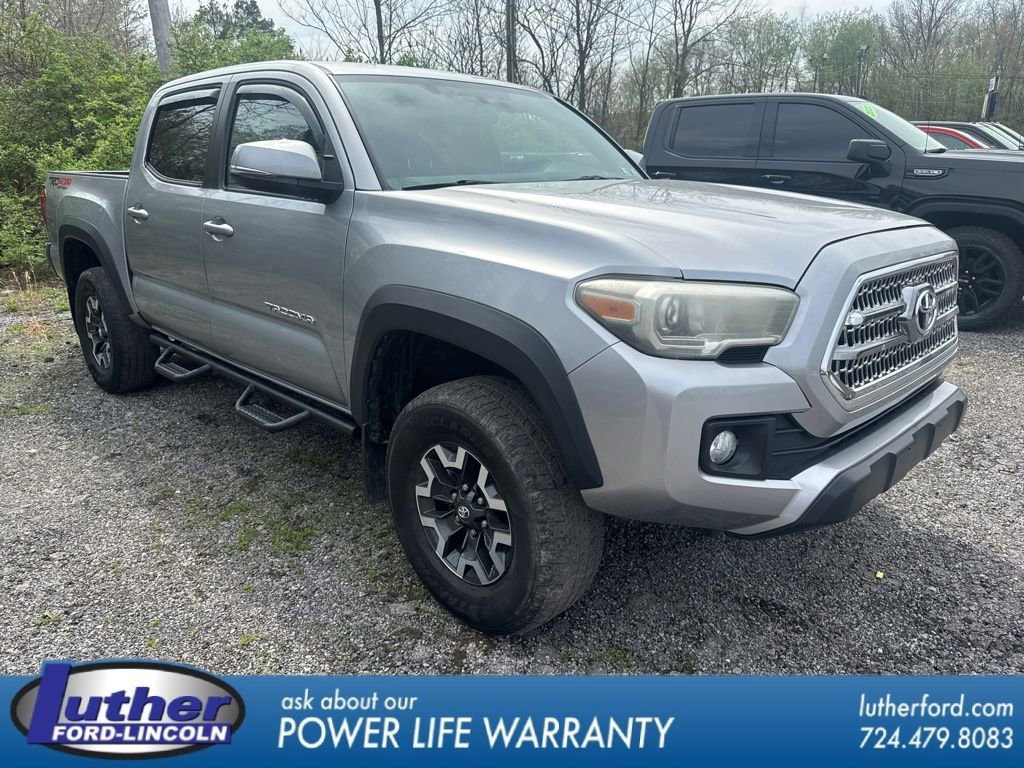 Used 2016 Toyota Tacoma TRD Off-Road w/ Premium & Technology Package AWD/4WD image 1