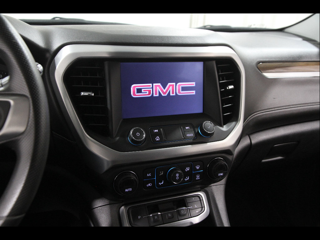 Certified 2022 GMC Acadia SLE FWD image 9