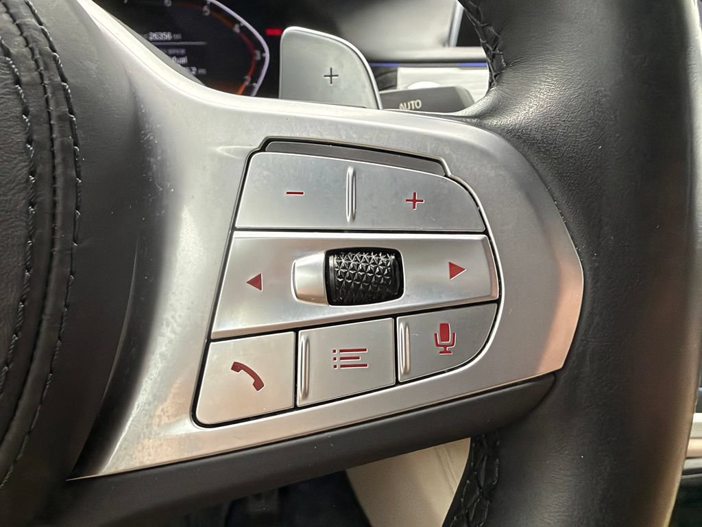 Used 2022 BMW 750Li xDrive AWD/4WD image 15