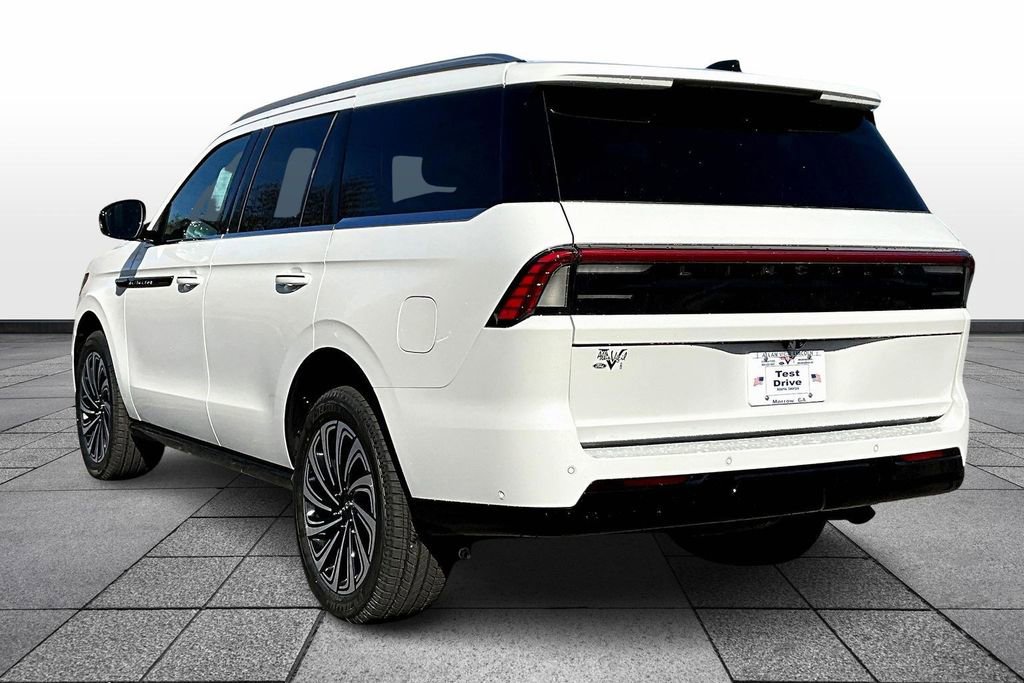 New 2025 Lincoln Navigator Black Label image 3