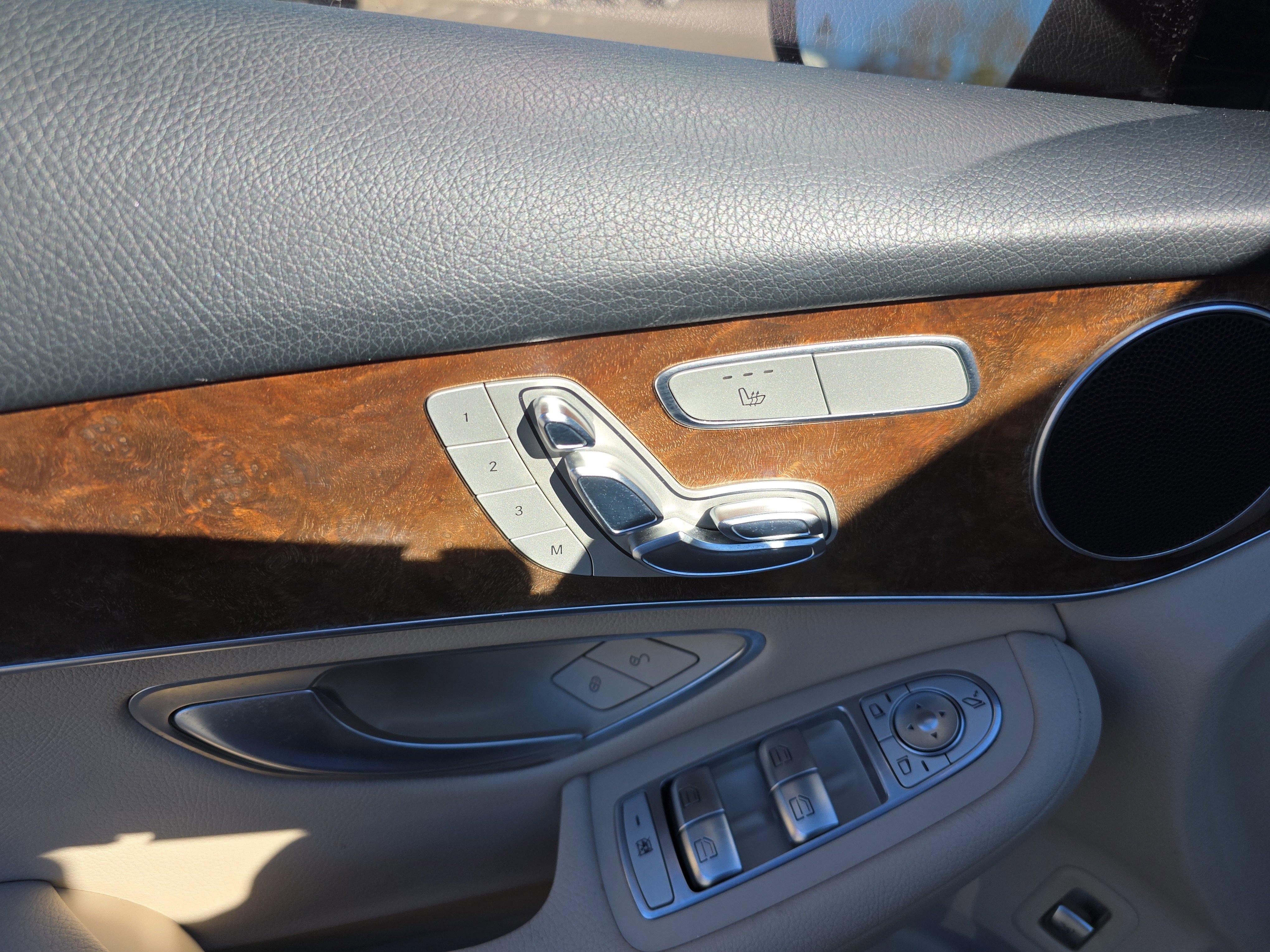 Used 2018 Mercedes-Benz GLC 300 image 21