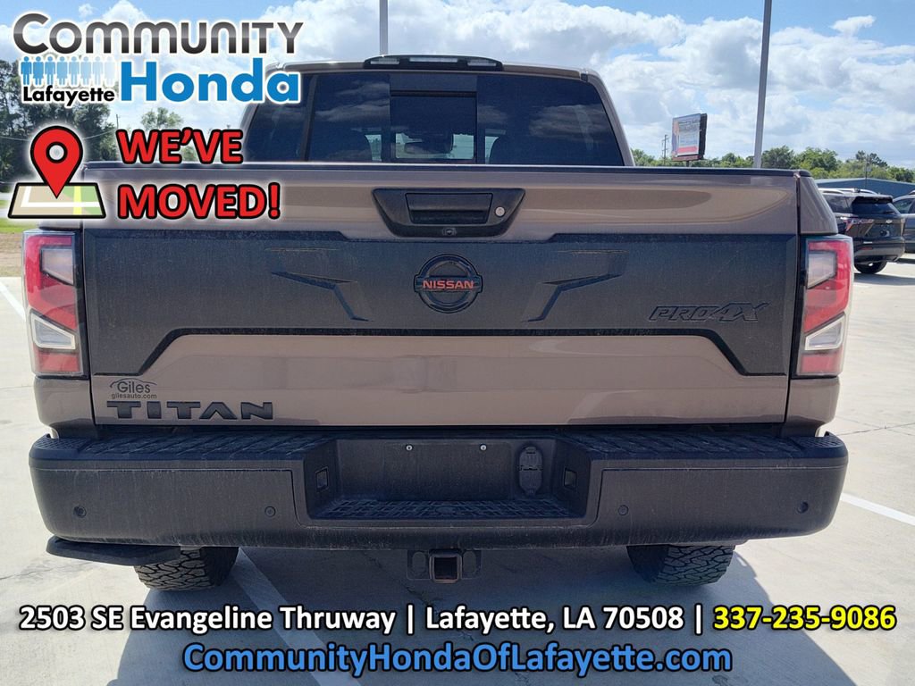 Used 2021 Nissan Titan PRO-4X w/ Pro-4x Convenience Package AWD/4WD image 7