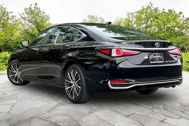 Certified 2024 Lexus ES 250 w/ Premium Package AWD/4WD image 4
