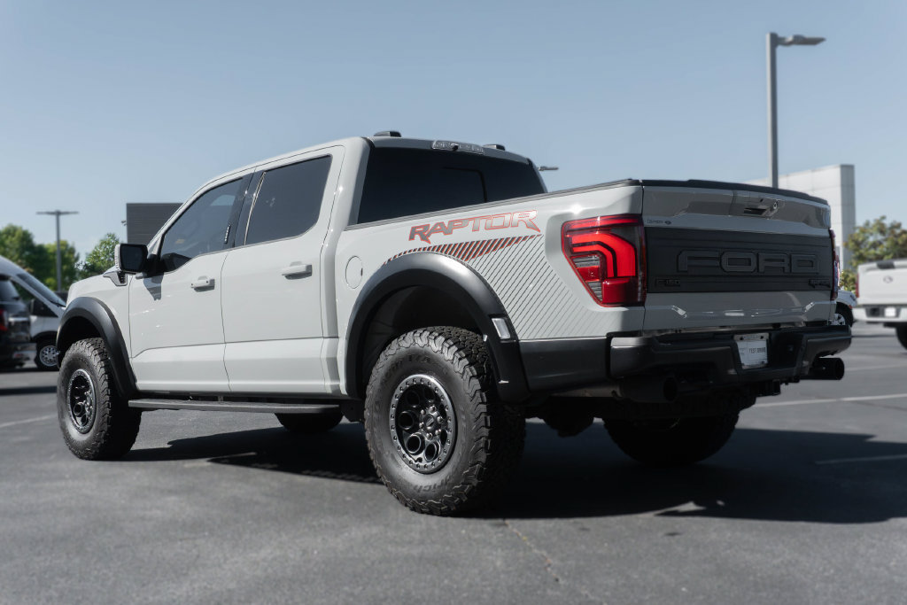 Used 2024 Ford F150 Raptor AWD/4WD image 7