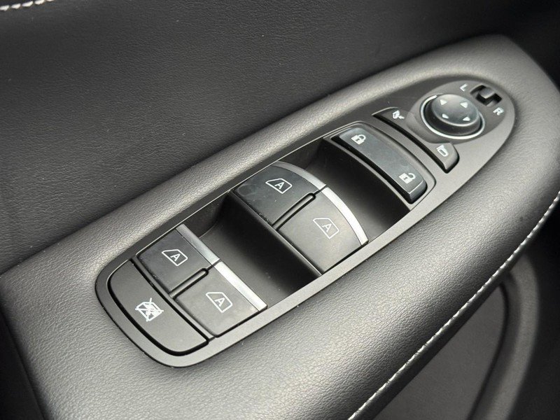 Used 2023 INFINITI QX55 Luxe w/ Cargo Package image 22