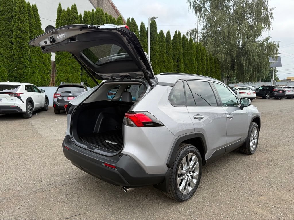 Certified 2023 Toyota RAV4 XLE Premium AWD/4WD image 11