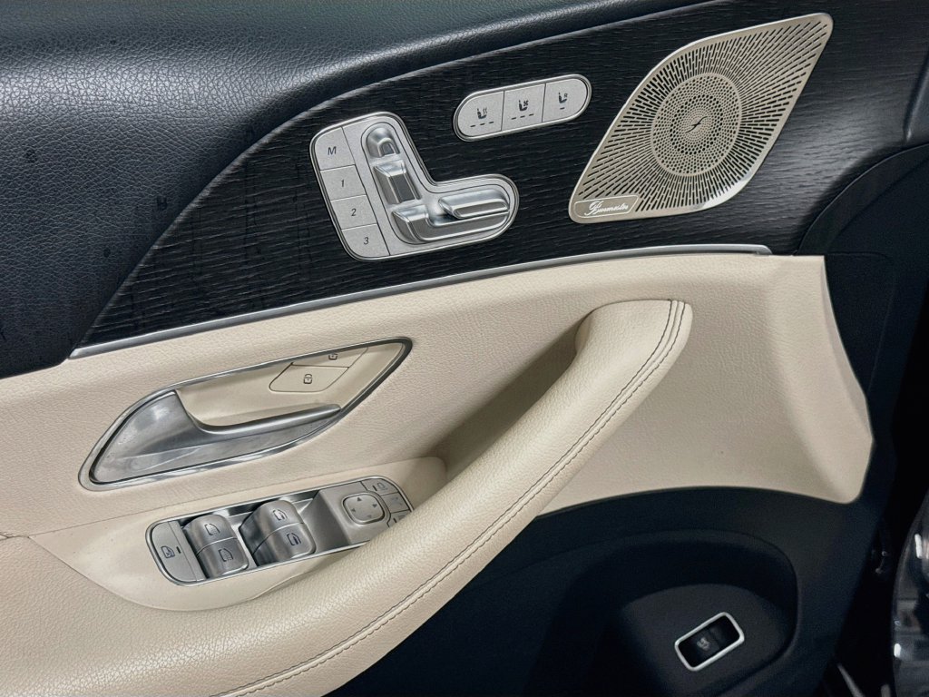 Certified 2024 Mercedes-Benz GLS 450 4MATIC image 19