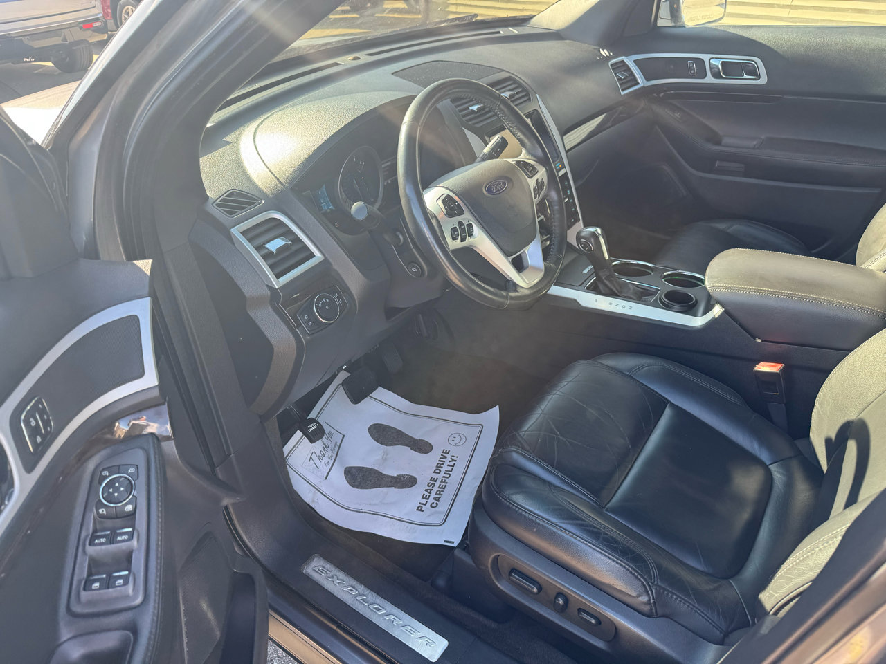 Used 2014 Ford Explorer Limited image 10