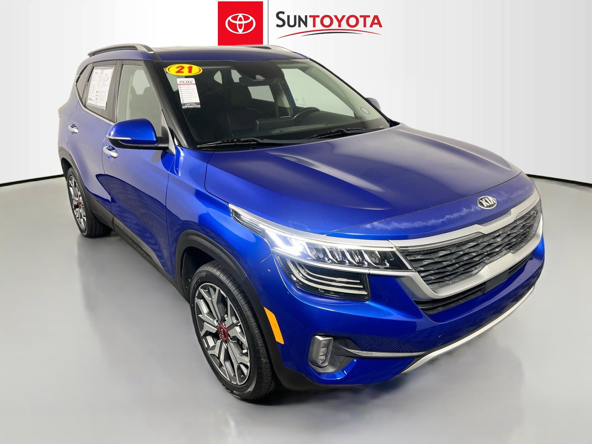 Used 2021 Kia Seltos SX w/ SX Sunroof Package image 1