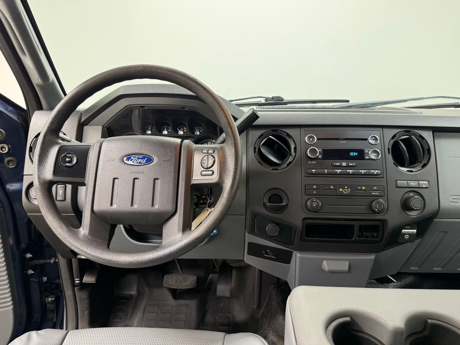 Used 2016 Ford F250 XL w/ Power Equipment Group RWD image 21