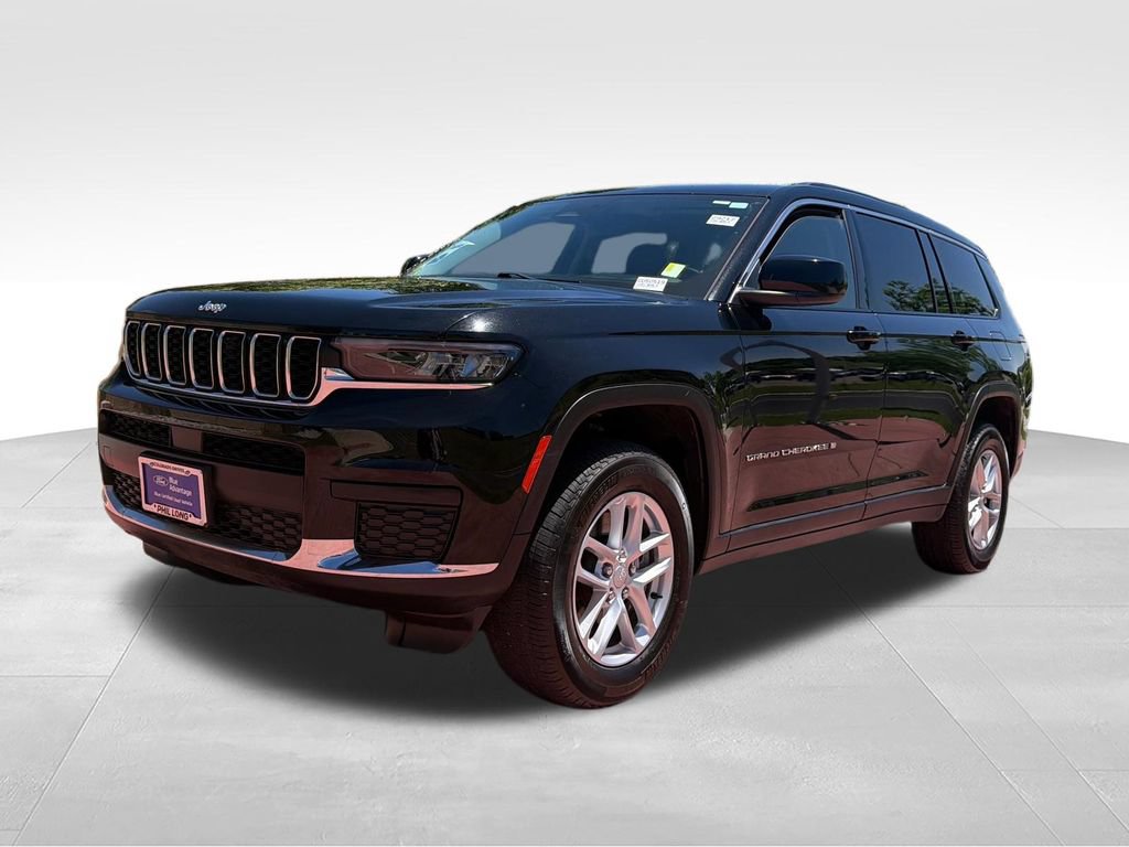 Used 2023 Jeep Grand Cherokee L Laredo AWD/4WD image 4