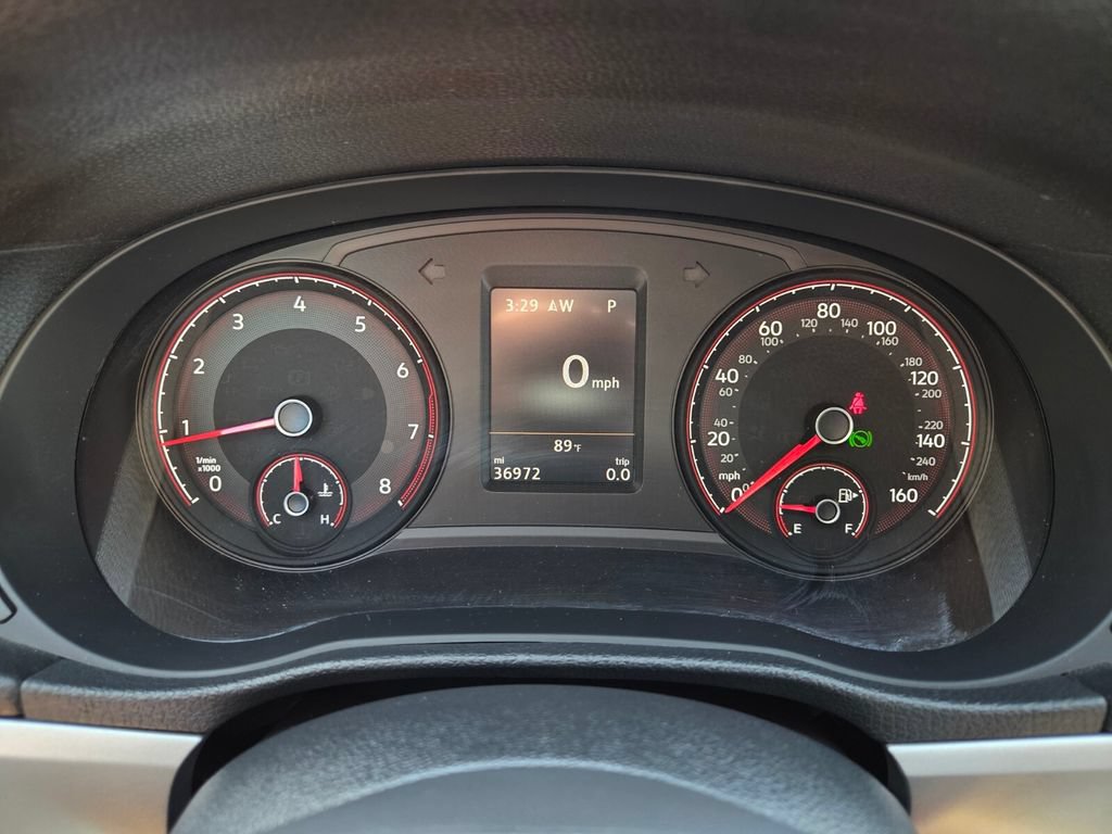 Used 2022 Volkswagen Passat 2.0T SE FWD image 27
