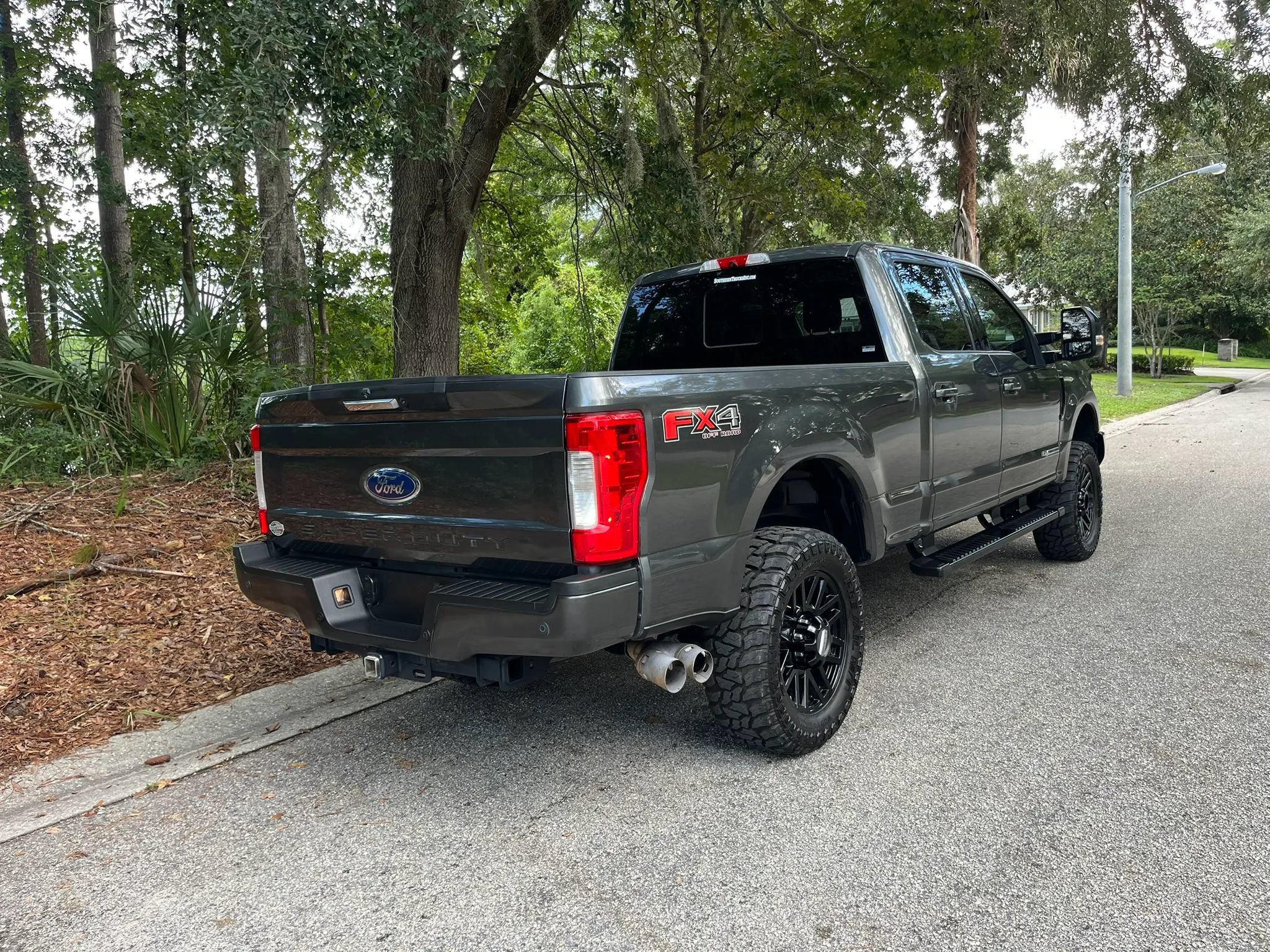 Used 2019 Ford F250 Lariat AWD/4WD image 5