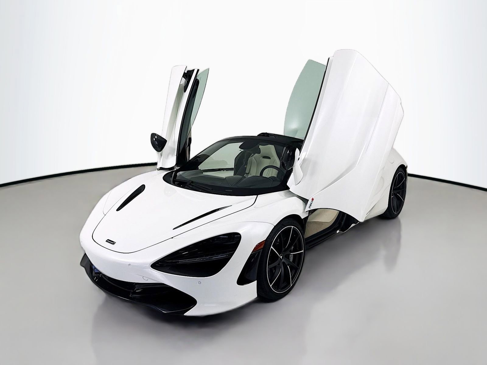 Used 2020 McLaren 720S image 3