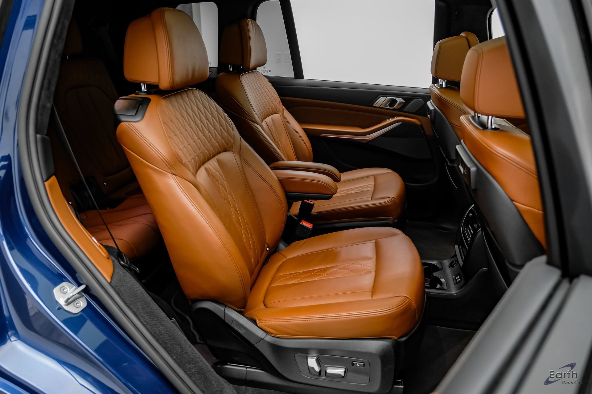 Used 2022 BMW X7 M50i w/ Dynamic Handling Package AWD/4WD image 79