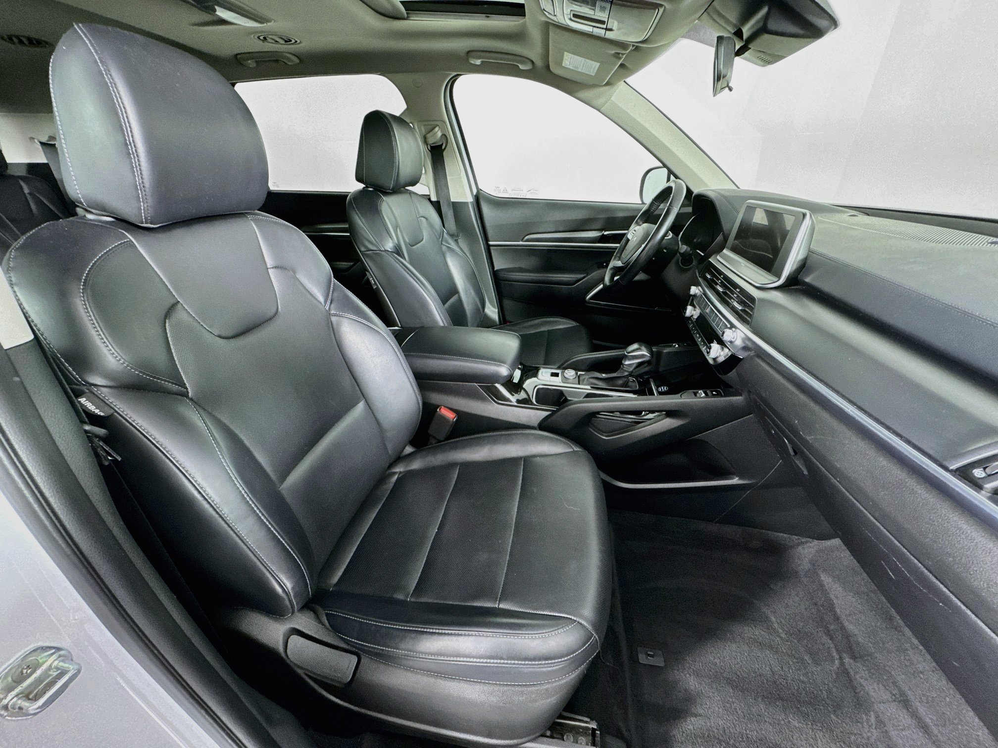 Used 2022 Kia Telluride S FWD image 31