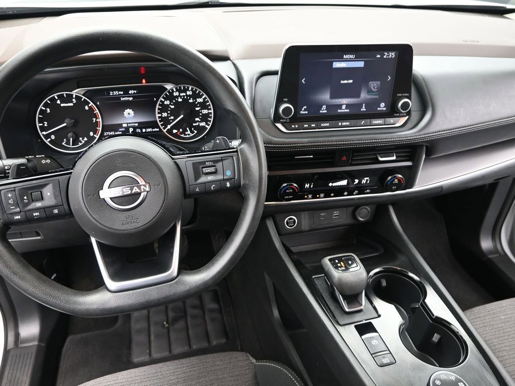 Used 2023 Nissan Rogue SV image 21