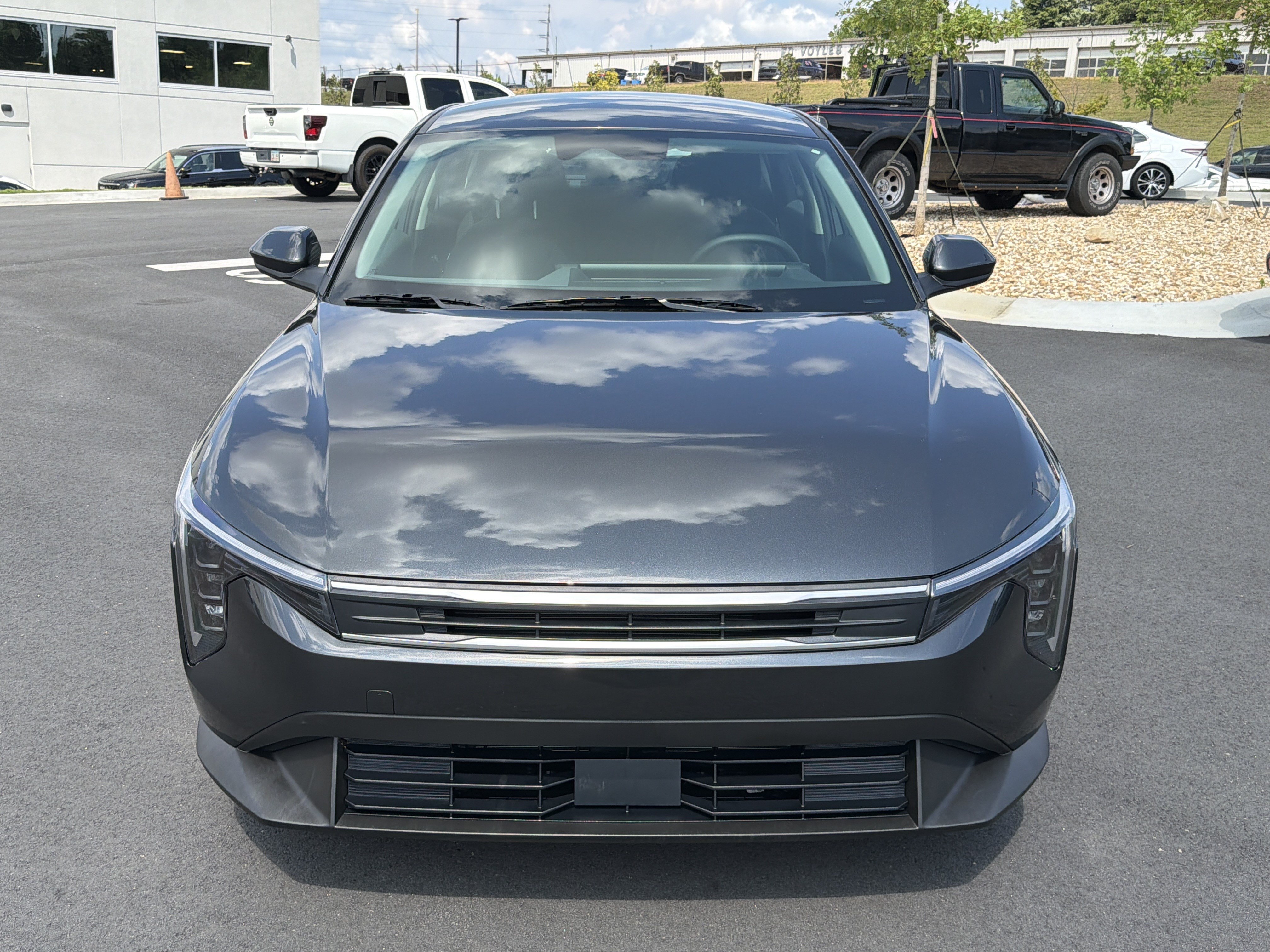 Certified 2025 Kia K4 FWD image 2