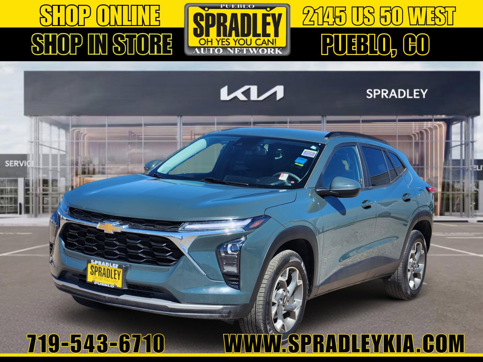Used 2025 Chevrolet Trax LT FWD image 1