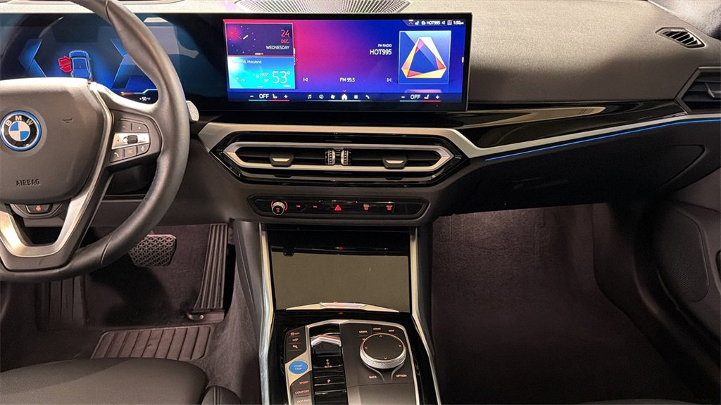 Used 2024 BMW i4 eDrive35 w/ Premium Package image 18