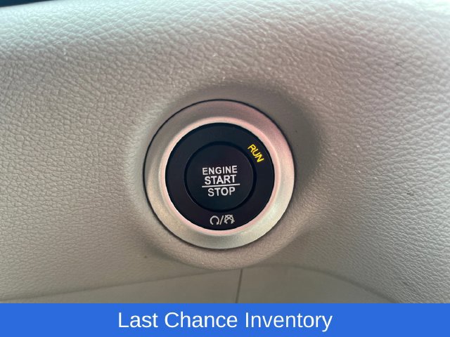Used 2023 Chrysler Voyager LX FWD image 27
