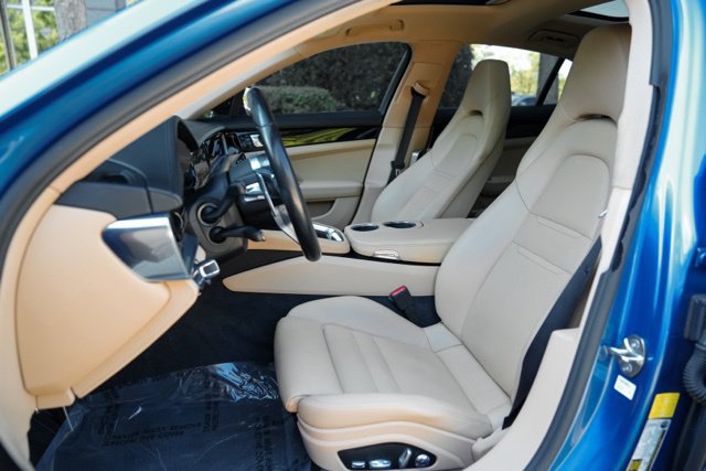 Used 2018 Porsche Panamera 4S AWD/4WD image 33