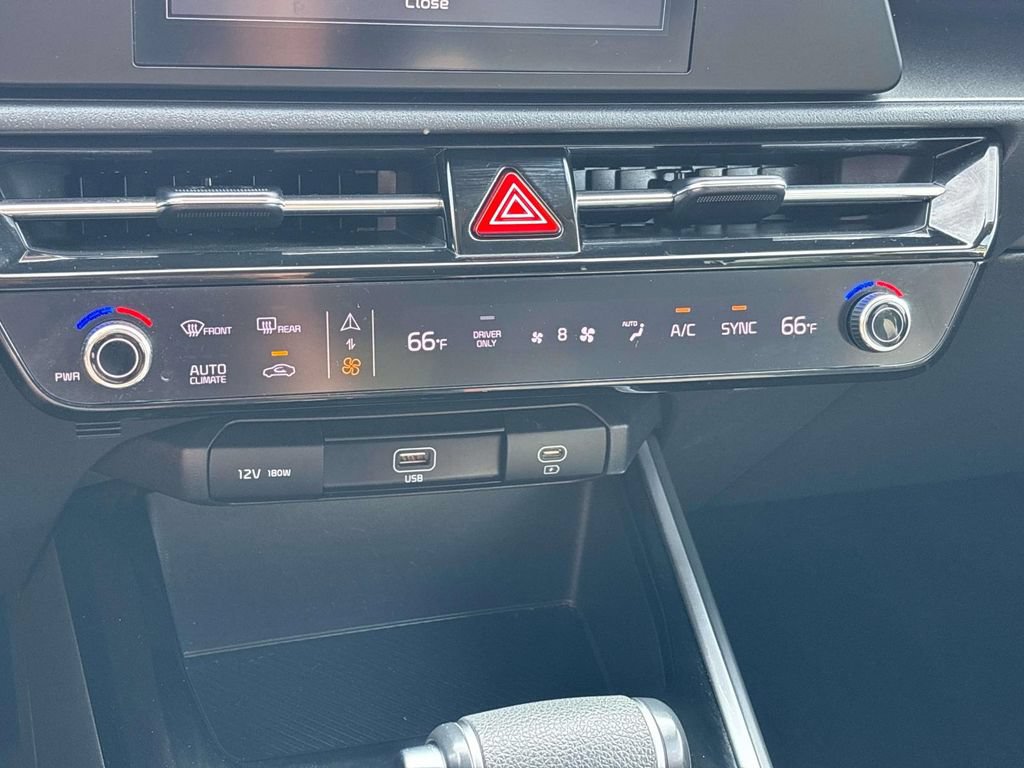 Certified 2023 Kia Niro LX FWD image 23