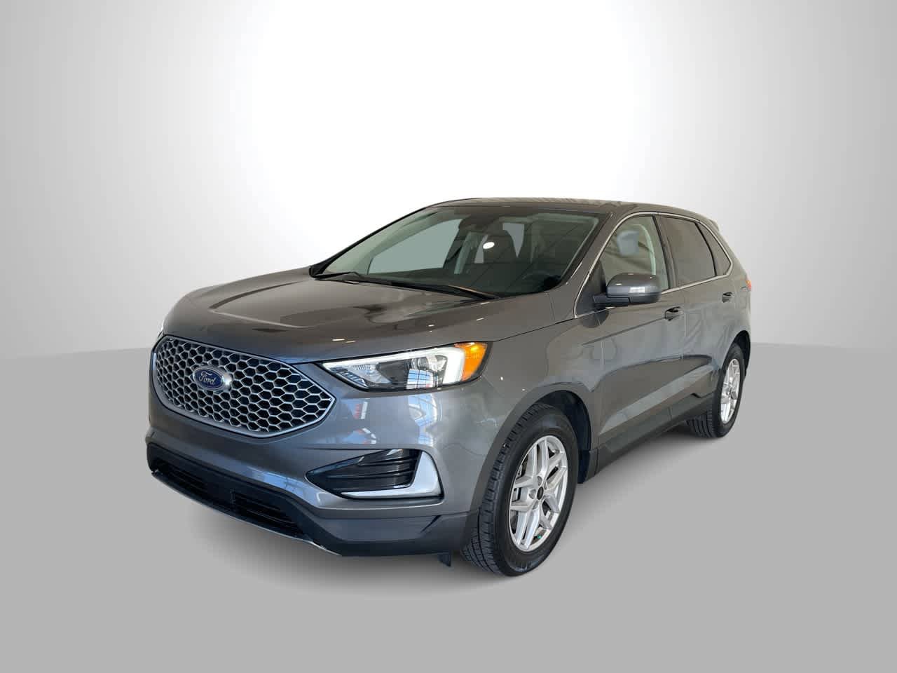 Used 2024 Ford Edge SEL