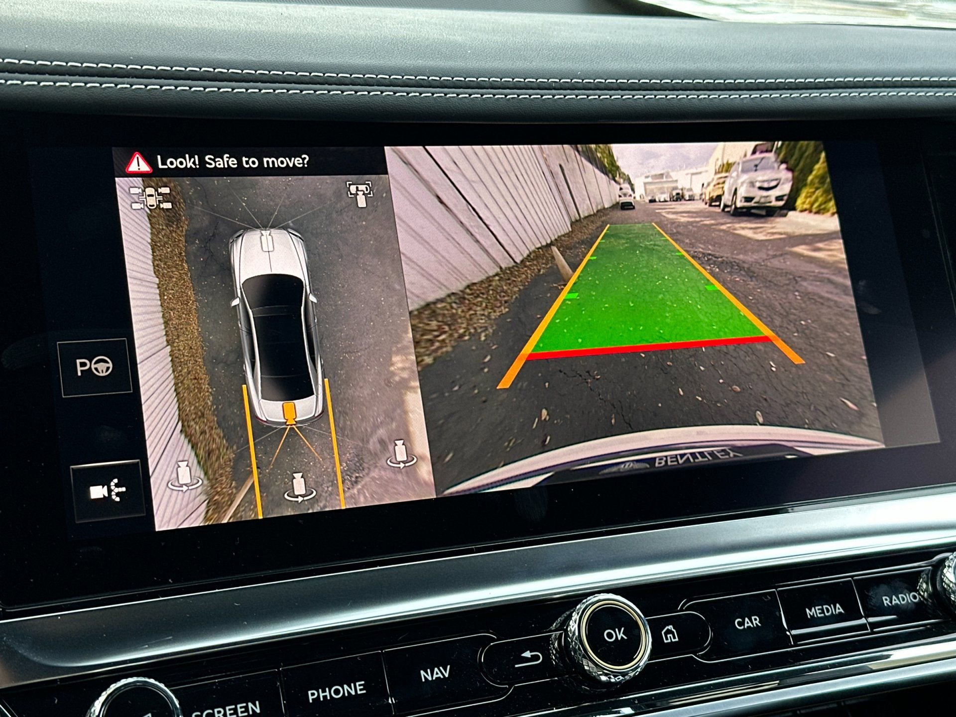 New 2025 Bentley Flying Spur Plug-In Hybrid AWD/4WD image 22