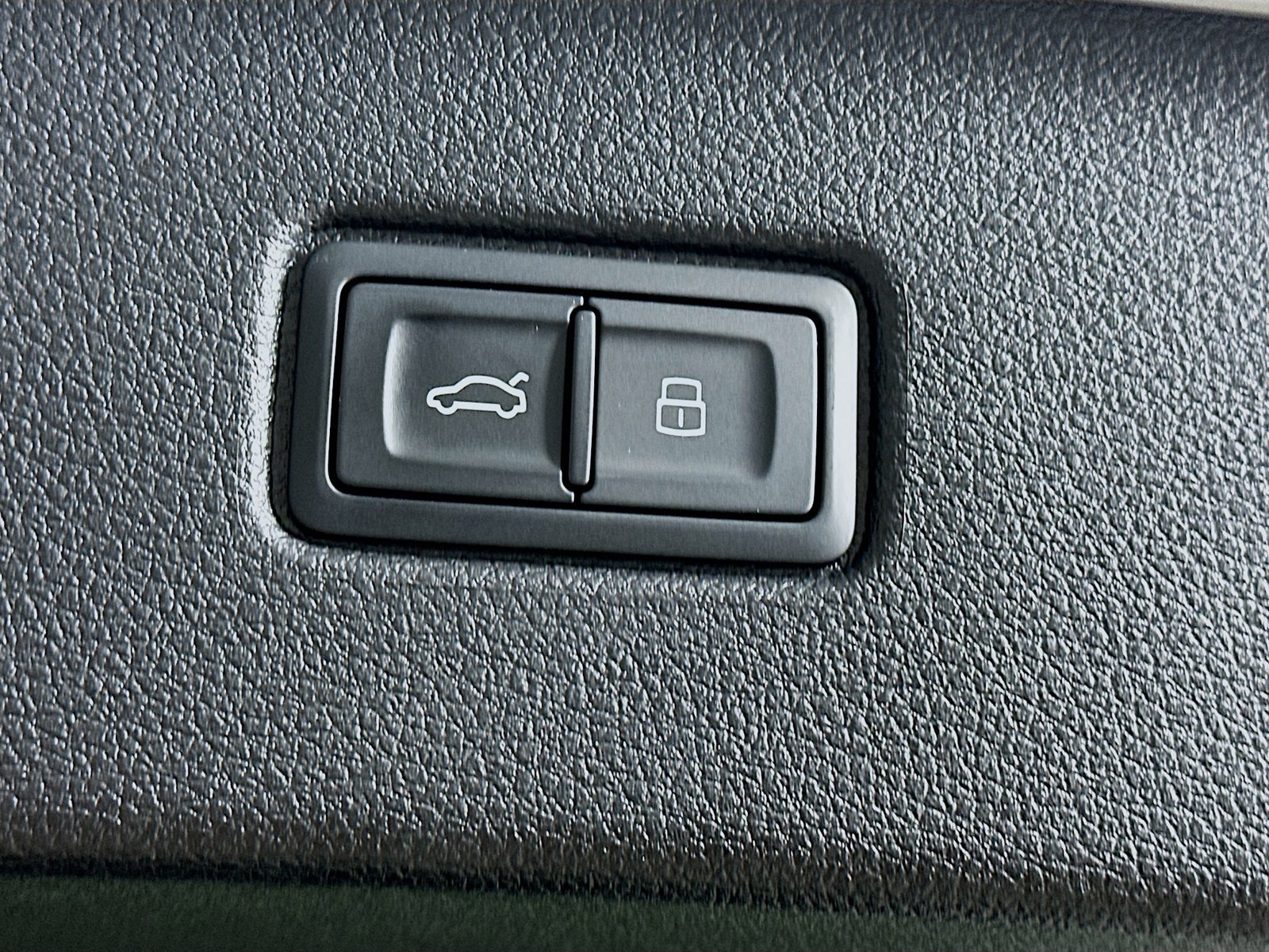 Certified 2025 Audi Q7 2.0T Premium AWD/4WD image 41