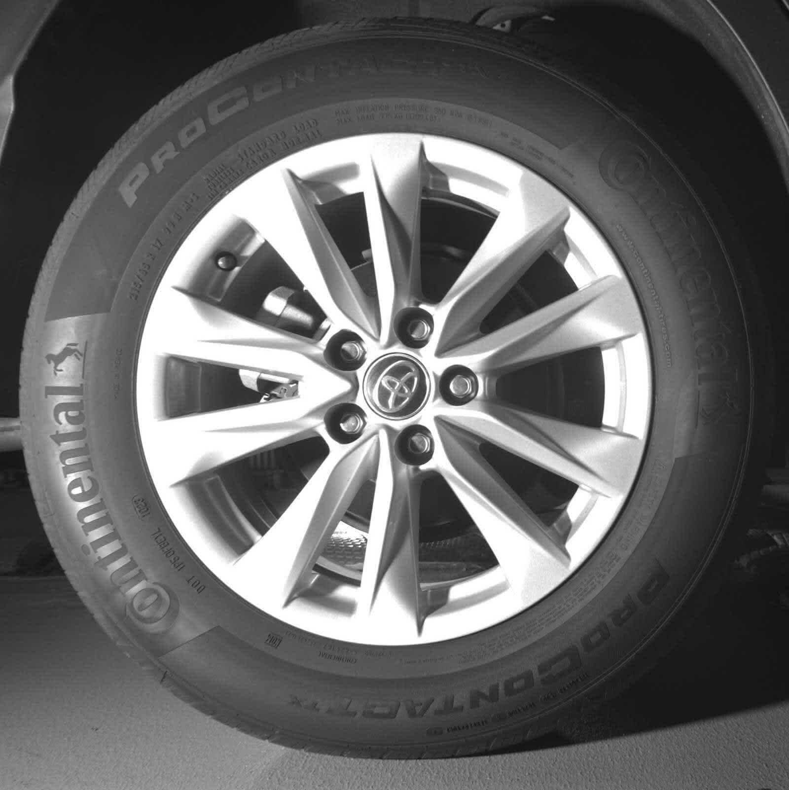 Used 2023 Toyota Corolla Cross LE w/ Moonroof Package image 11