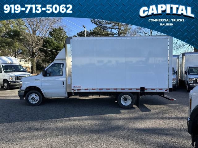 New 2025 Ford E-350 and Econoline 350 Super Duty w/ Driver's Safety Package RWD image 5