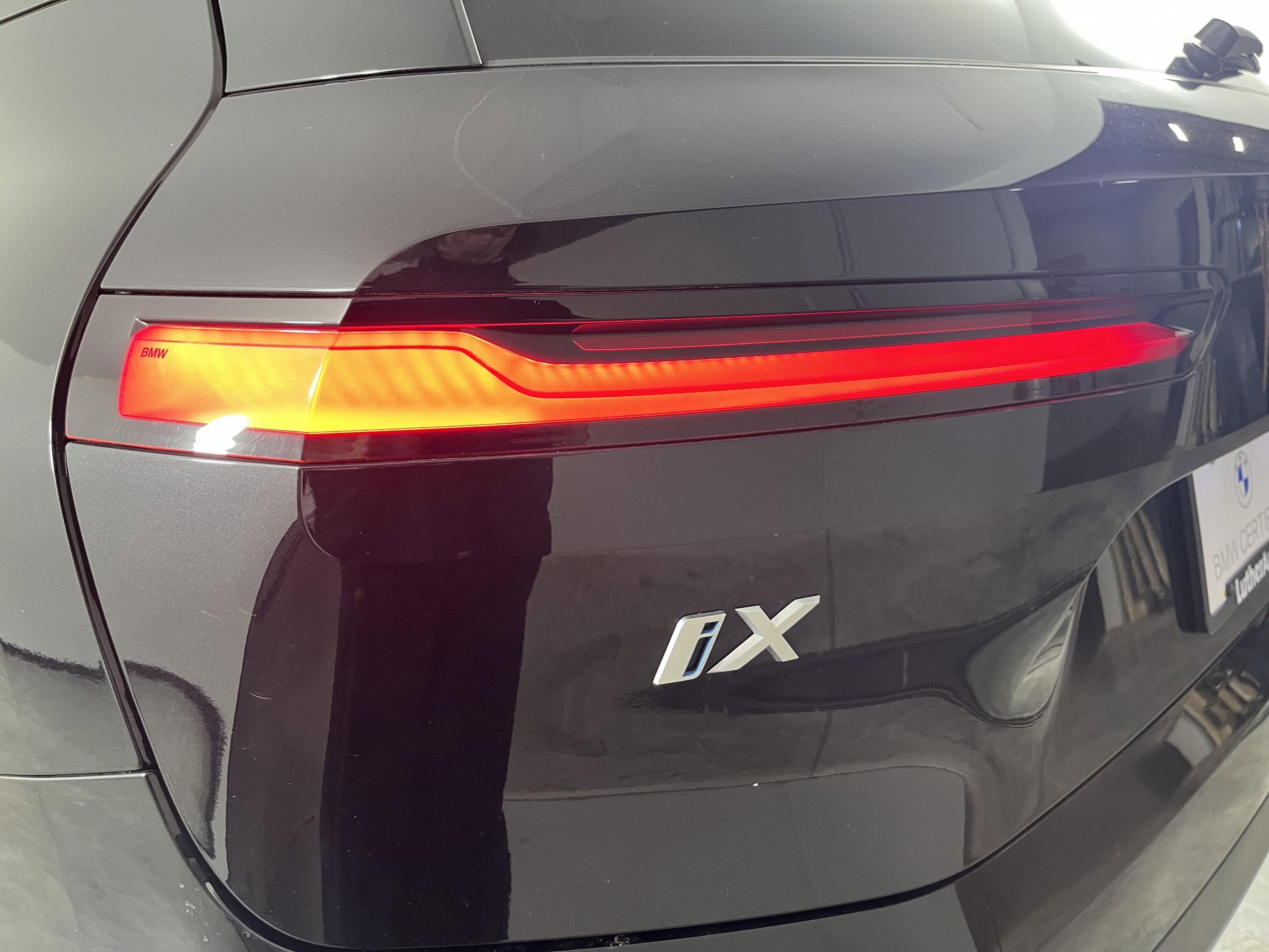 Certified 2022 BMW iX xDrive50 w/ Premium Package AWD/4WD image 26