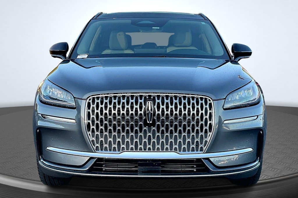 Certified 2026 Lincoln Corsair Premiere FWD image 2