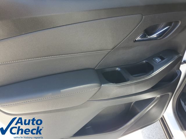 Used 2023 Chevrolet Traverse LT FWD image 15