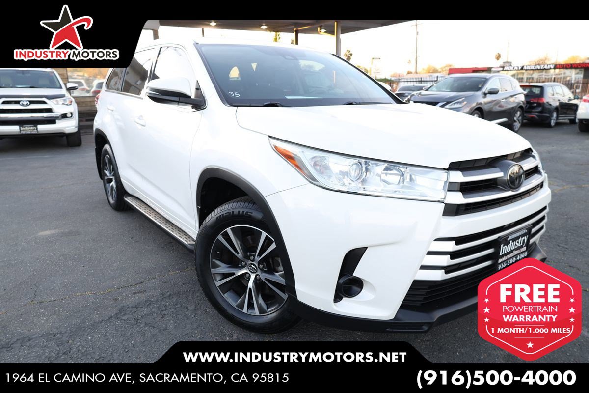 Used 2017 Toyota Highlander LE