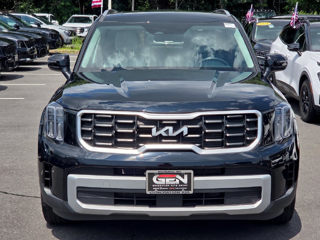Used 2024 Kia Telluride S w/ S Sunroof Package AWD/4WD image 2