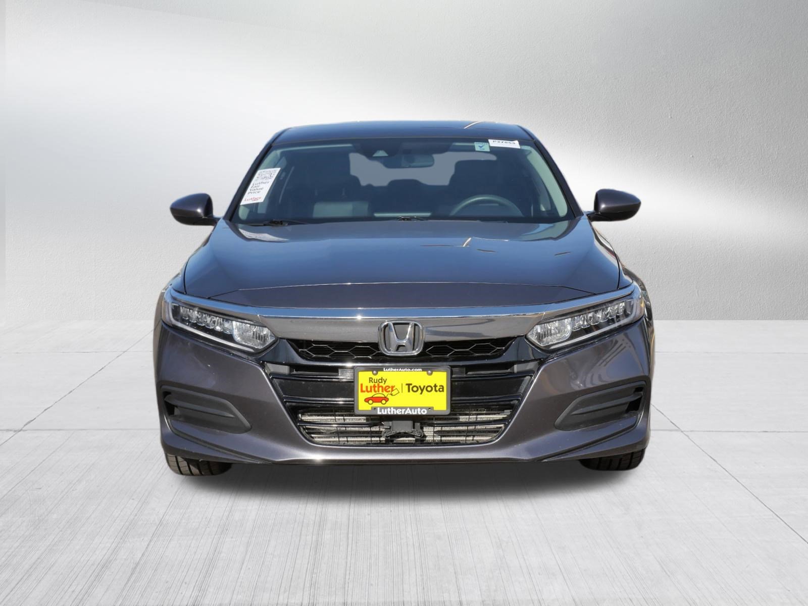 Used 2018 Honda Accord LX image 2