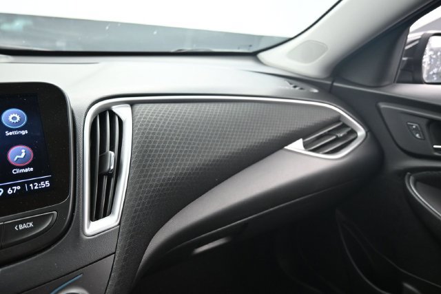 Used 2025 Chevrolet Malibu LT FWD image 19