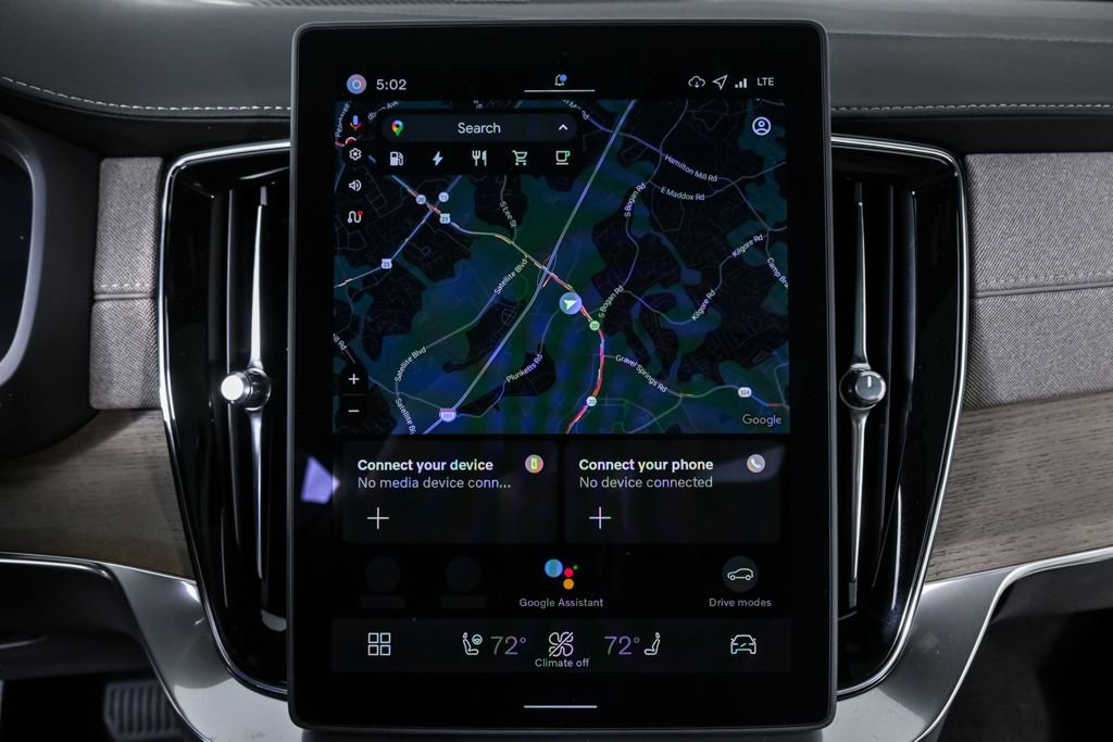 New 2026 Volvo XC90 T8 Plus w/ Protection Package image 15